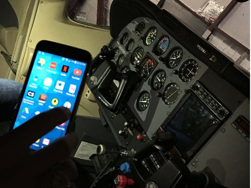 App usage flying plane